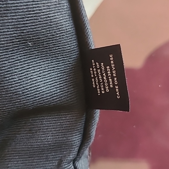 Marcus Adler sequin hat - Picture 6 of 8